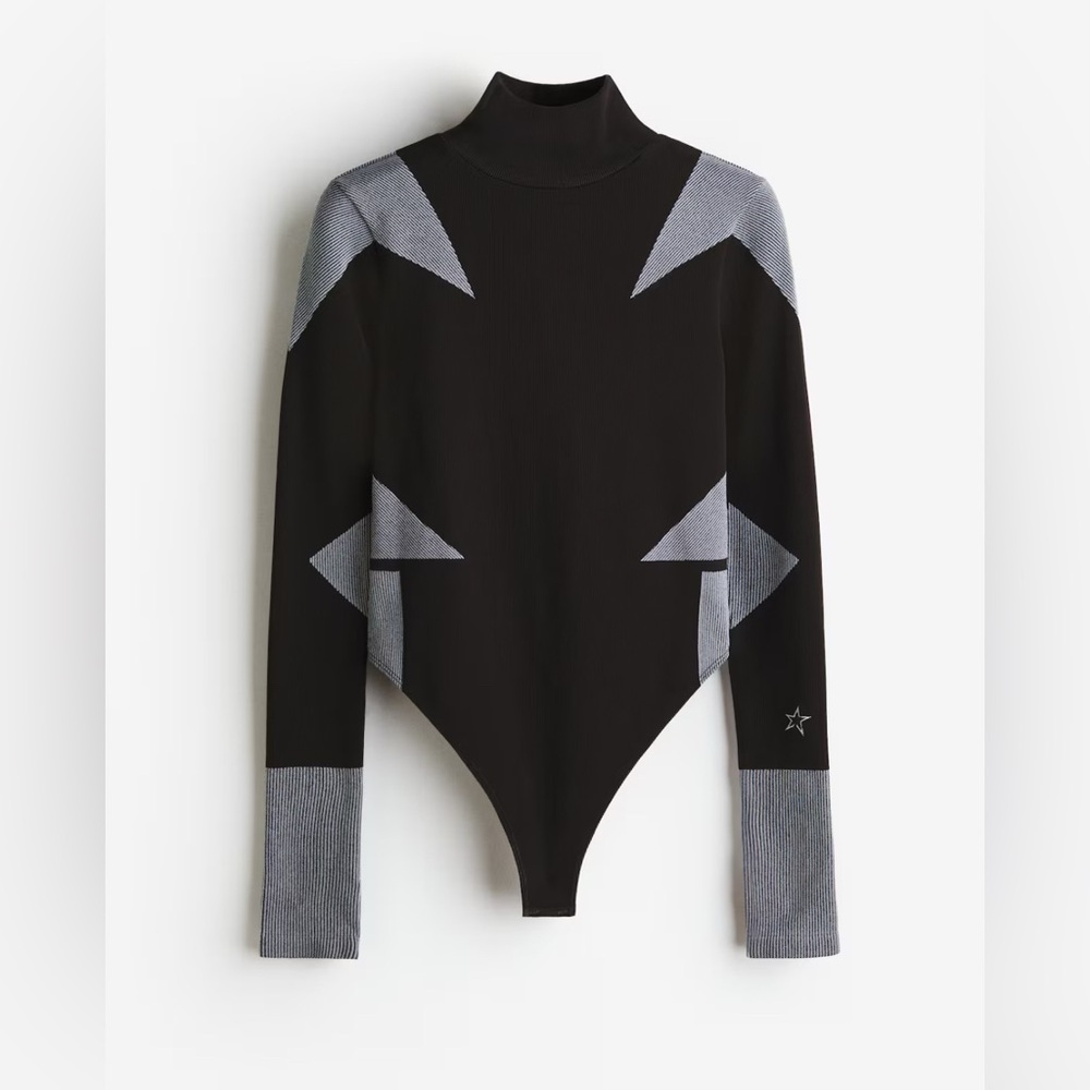 Brand New with Tags Perfect Moment SKI Black and Gray Long Sleeve Bodysuit